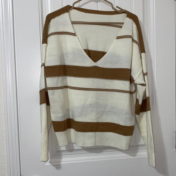 SHEIN Sweaters - Sweater